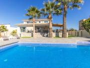 Villa de 4 habitaciones en venta en Alfaz del Pi, Alicante