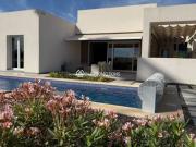 Villa de 4 habitaciones en venta en Alicante, Alicante