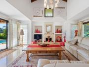 Villa de 4 habitaciones en venta en Benahavis, Malaga