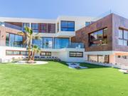 Villa de 4 habitaciones en venta en Benidorm, Alicante