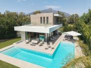 Villa de 4 habitaciones en venta en Marbella, Malaga