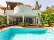 Villa de 4 habitaciones en venta en Marbella, Malaga