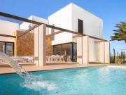 Villa de 4 habitaciones en venta en Orihuela, Alicante