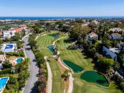 Villa de 5 dormitorios cerca del puerto deportivo en...