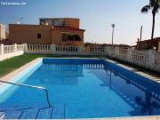 Villa de 5 dormitorios en venta en Garrucha