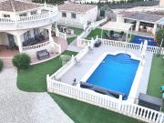 Villa de 5 dormitorios y 4 baños con impresionante...