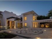 Villa de 5 dormitorios y 6 baños localizada en El...