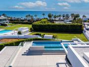 Villa de 5 habitaciones en venta en Marbella Golden...
