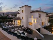 Villa de 5 habitaciones en venta en Marbella, Malaga