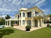 Villa de 5 habitaciones en venta en Marbella, Malaga