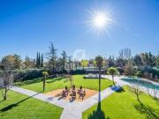 Villa de 6 habitaciones en venta en Madrid, Madrid