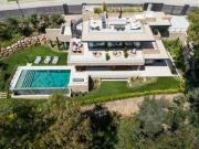 Villa de 6 habitaciones en venta en Nueva Andalucia, Malaga