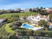 Villa de 7 habitaciones en venta en Marbella, Malaga