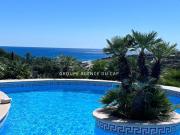 VILLA DE 7 PIÈCES AVEC VUE MER, PISCINE ET GARAGE, À...