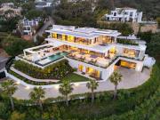 Villa de 8 habitaciones en venta en Marbella, Malaga