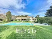 Villa de 8 pièces de luxe en vente 83120, Le Plan de la... Villa de 8 pièces de luxe en vente 83120, Le Plan de la...