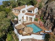 Villa de 8 pièces de luxe en vente Les Adrets de... Villa de 8 pièces de luxe en vente Les Adrets de...