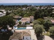 Villa de 9 habitaciones en venta en Elviria, Malaga