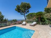 Villa de charme 5 pièces avec piscine et accès direct à...