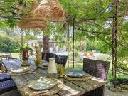 VILLA DE CHARME AU CALME ABSOLU.