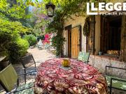 Villa de Charme Nichée dans un Bois Privé – À Deux Pas...