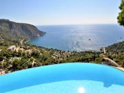 Villa de charme surplombant la Baie d'Eze