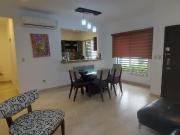 Villa de cuatro dormitorios en La Cumbre sector medio