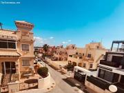 Villa de ensueño de tres dormitorios en Orihuela Costa