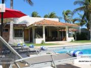 Villa de Lujo a Pie De Playa