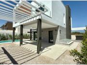 Villa de lujo con piscina privada, 4 dormitorios y...