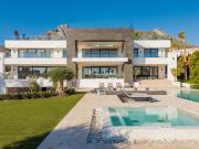 Villa de lujo con vistas impresionantes en Sierra Blanca