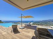 Villa de lujo con vistas panorámicas al mar en la...