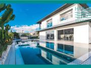 Villa de lujo de nueva construcción en Playa Paraíso
