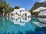 Villa de lujo en Ibiza con 5 dormitorios, piscina y...
