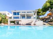 VILLA DE LUJO EN TAMARIT – UN REFUGIO EXCLUSIVO FRENTE...
