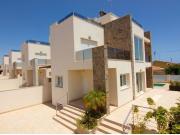 Villa de lujo en Torrevieja con vista al mar