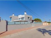 VILLA DE LUJO EN TORREVIEJA – DISEÑO CONTEMPORÁNEO,...