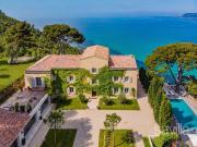 Villa de luxe 12 chambres face à la mer