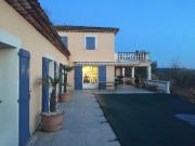 Villa de luxe avec vue panoramique et piscine à...