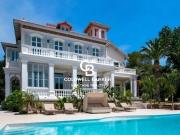 Villa de luxe de 14 pièces en vente Saint Raphaël,... Villa de luxe de 14 pièces en vente Saint Raphaël,...