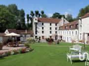 Villa de luxe de 18 pièces en vente Moulignon, France