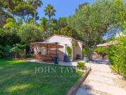 Villa de luxe de 2 chambres en vente Antibes, France