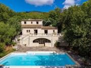 Villa de luxe de 4 chambres en vente Tourrettes sur... Villa de luxe de 4 chambres en vente Tourrettes sur...