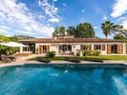 Villa de 7 pièces de luxe en location Roquefort les...