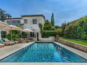 Maison de luxe de 325 m2 en location Valbonne, France Maison de luxe de 325 m2 en location Valbonne, France
