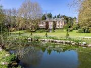 Villa de luxe en vente Chantilly, France Villa de luxe en vente Chantilly, France