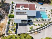 Villa de obra nueva llave en mano y completamente...