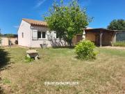 Villa de plain pied avec jardin