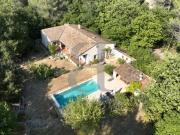 Villa de plain pied avec piscine à Ménerbes