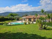 Villa de plain pied avec piscine à Peymeinade 178m²...